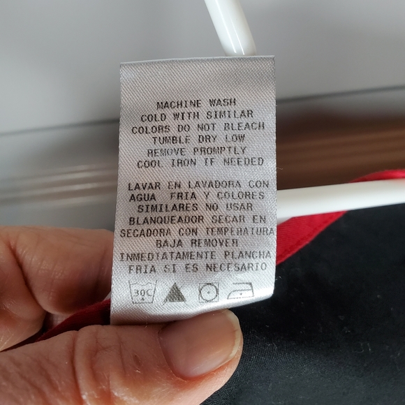 Disney Mickey Mouse scrub top - Picture 5 of 5